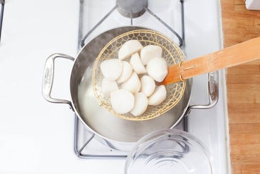 Cook the turnips: