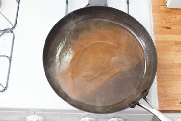 Make the brown butter-tamraind sauce: