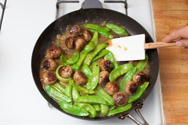 Add the snow peas & slurry, then enjoy: