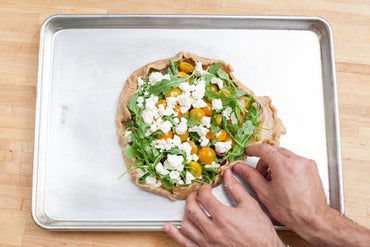 Assemble the crostata: