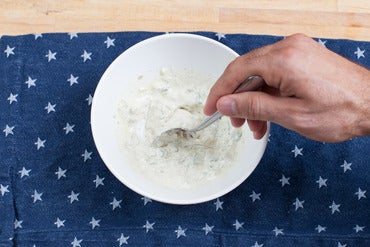 Make the remoulade sauce: