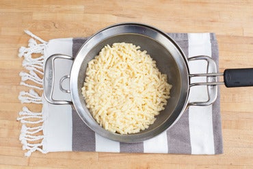 Cook the spaetzle: