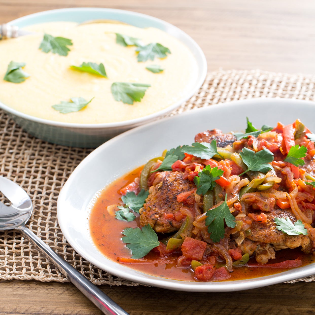 Recipe Braised Chicken Thighs with Bell Peppers, Onion & Cheesy