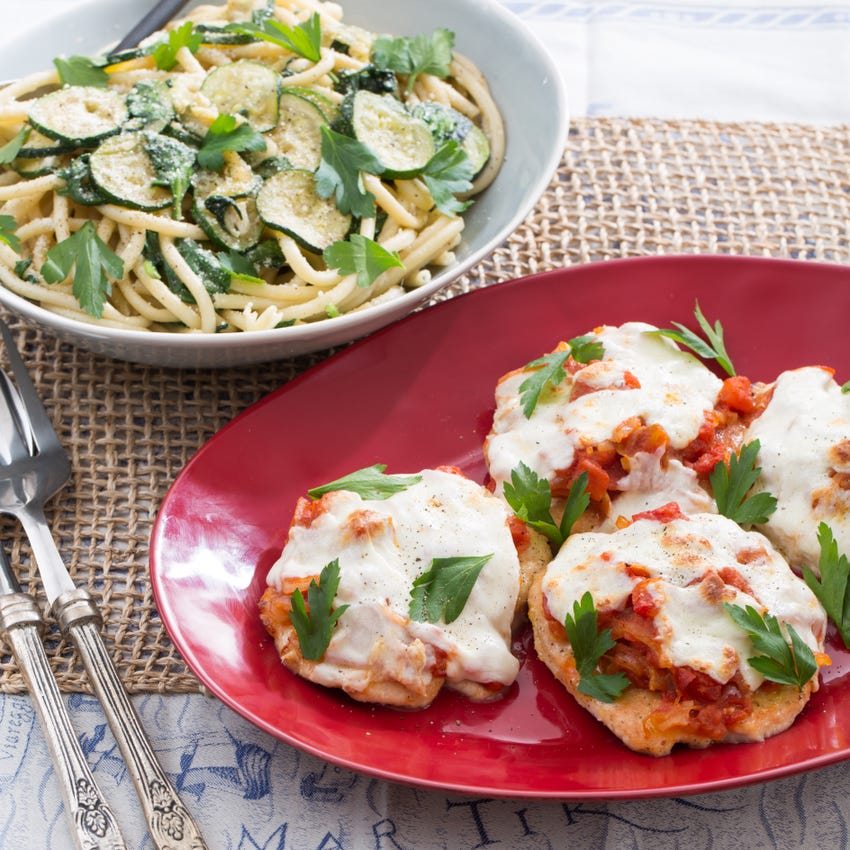 Recipe Chicken Parmesan with Fresh Mozzarella & SpinachZucchini Pasta