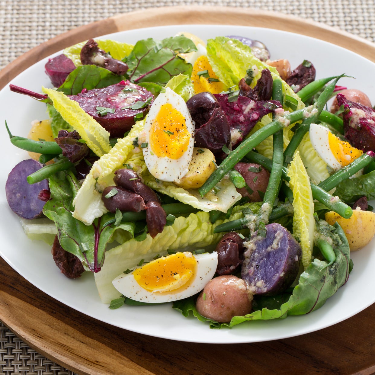 Recipe Vegetable Niçoise Salad with DijonTarragon Dressing & Farm