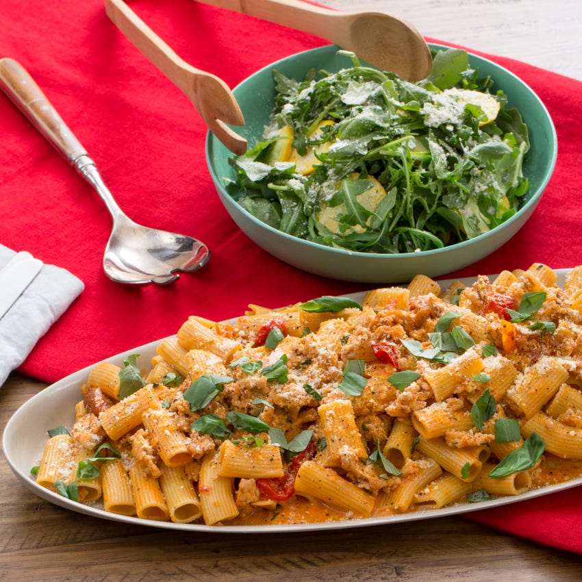 Recipe Chicken Bolognese & Rigatoni Pasta with Mascarpone Cheese
