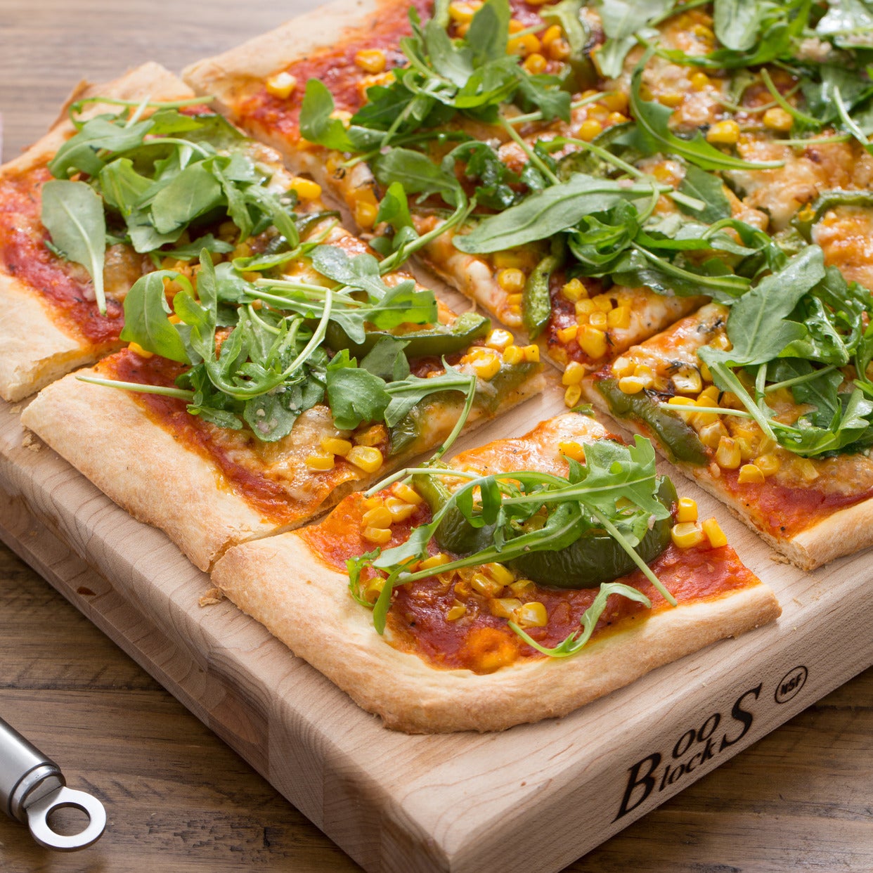 Recipe Summer Corn & Bell Pepper Pizza with Taleggio Cheese & Fresh Thyme Blue Apron