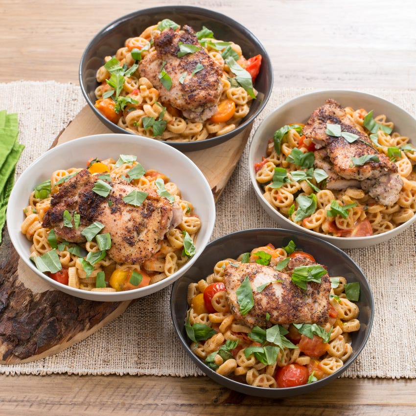 Recipe: Chicken Thighs & Wheelies Pasta with Summer Tomato Sauce - Blue