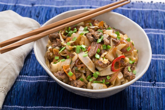 Cumin-Sichuan Beef & Noodles with Sweet Peppers, Cabbage & Garlic Chives-image