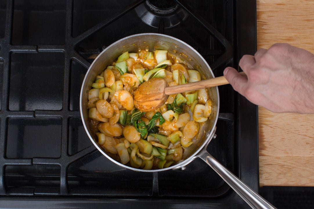 Recipe Spicy Korean Chicken Wings with Rice Cakes & Baby Bok Choy
