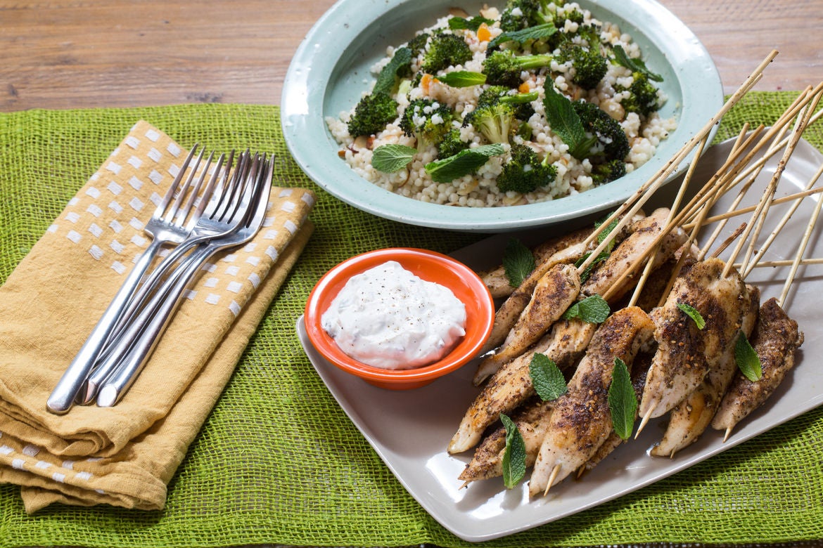 Recipe Za’atar Chicken Skewers & Mint Yogurt Sauce with Roasted Broccoli, Apricots & Almonds