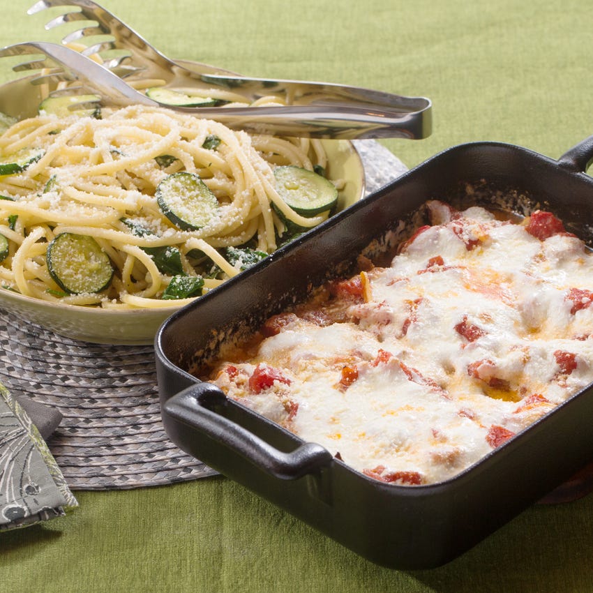 Recipe Chicken Parmesan & Bucatini Pasta with Fresh Mozzarella & Zucchini Blue Apron