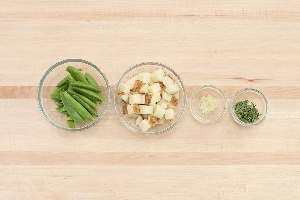 Recipe Seared Steak & Spiced Potato with Sautéed Sugar Snap Peas & TarragonLabneh Sauce Blue