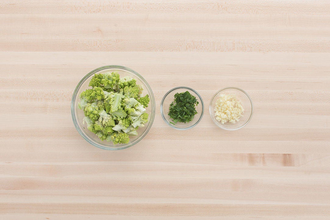 Recipe SicilianStyle Rigatoni Pasta with Cauliflower & Toasted Pine