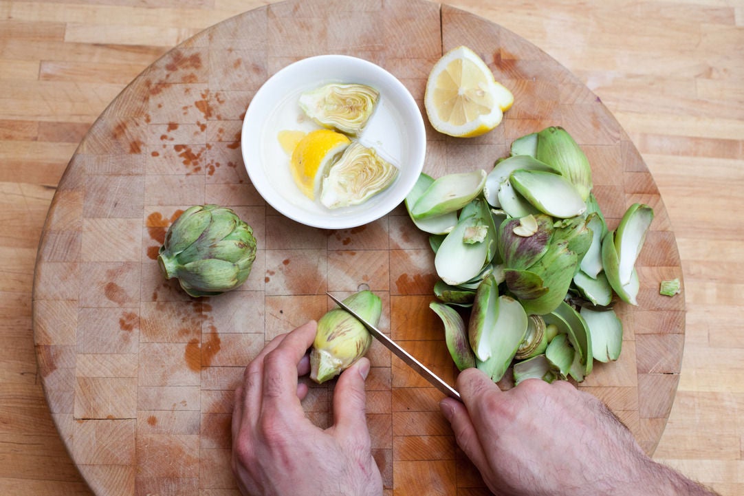 Recipe Flat Iron Steaks with ArtichokePotato Hash, Purple Asparagus