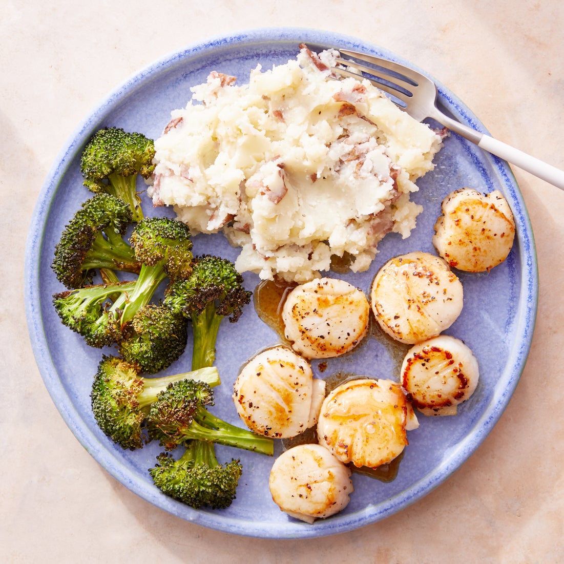 Recipe Seared Scallops & LemonButter Sauce with Mashed Potatoes