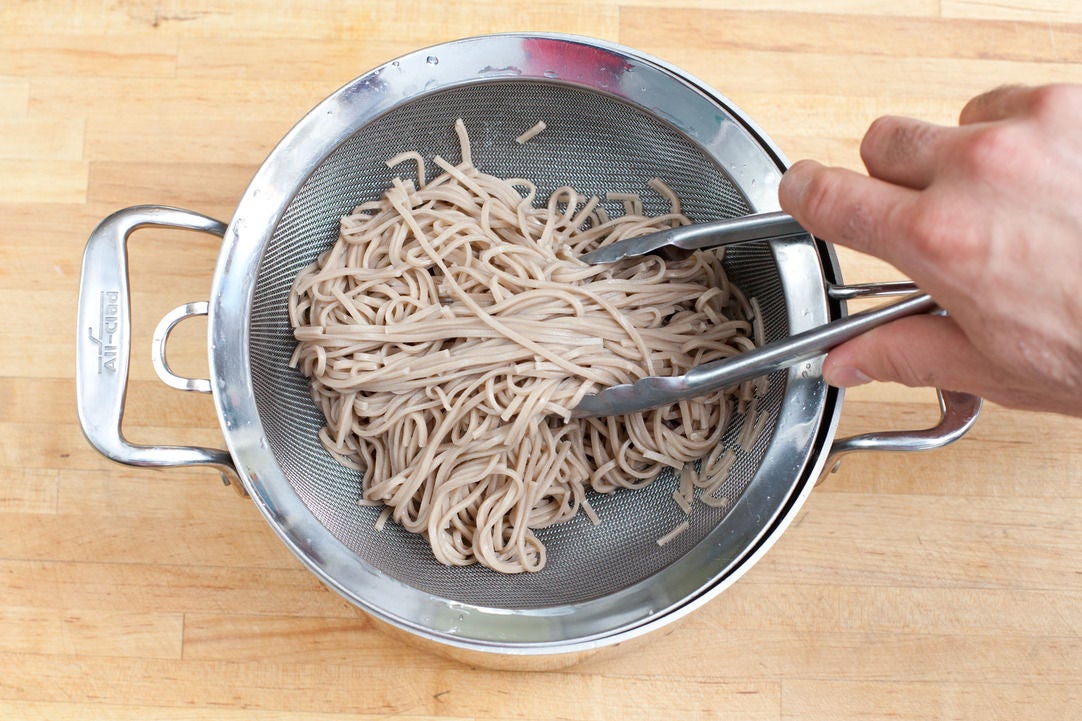 Recipe Chilled Sesame Soba Noodle Salad with Spiced Cashews Blue Apron