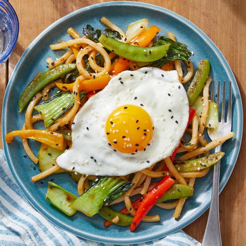 Recipe Spicy Vegetable Udon Stir Fry With Sunny Side Up Eggs Blue Apron