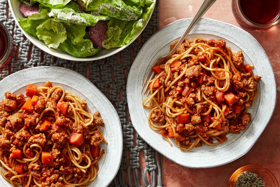 Recipe Spaghetti Bolognese with Butter Lettuce Salad & Creamy Italian