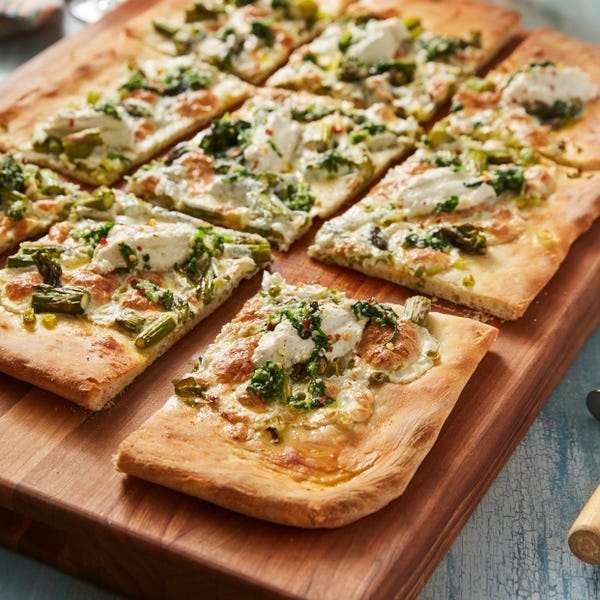 Recipe Asparagus & Arugula Pesto Pizza with Pink Lemon Ricotta Blue
