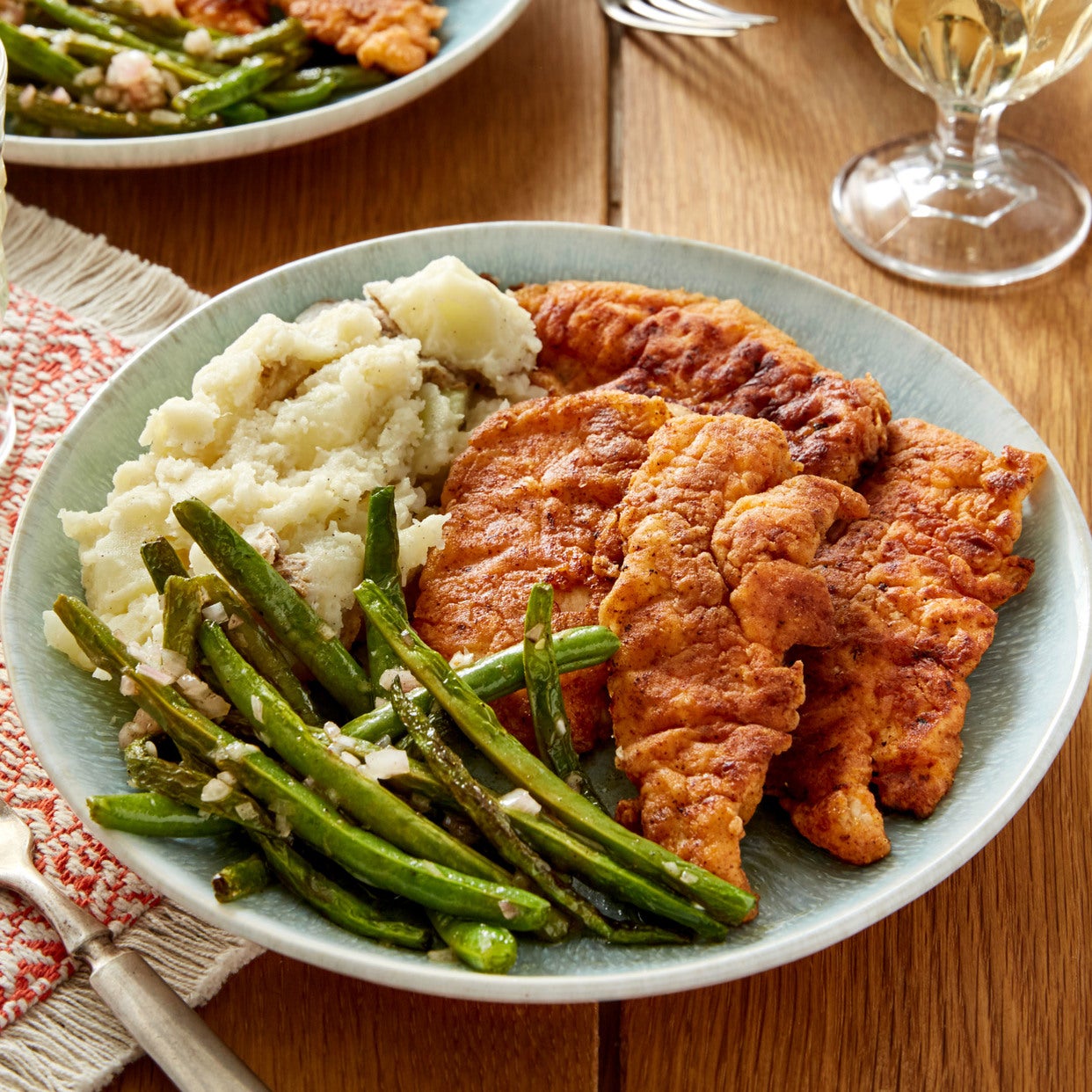 Recipe Hot Chicken & Sautéed Green Beans with Creamy Mashed Potato