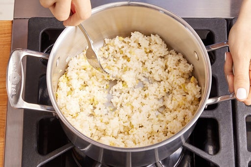 Make the ginger rice