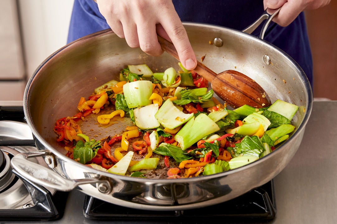 Recipe Salmon & Udon Noodle StirFry with Sweet Peppers, Bok Choy