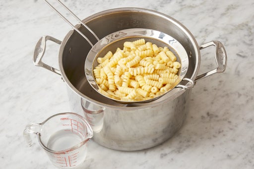 Recipe Fusilli Bucati Pasta With Summer Squash Corn Tomatoes Blue Apron