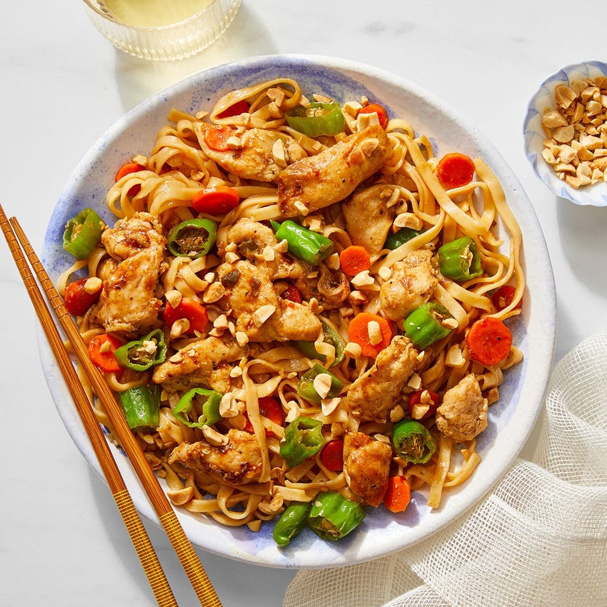 Recipe Chicken & Wonton Noodle StirFry with Carrots & Shishito
