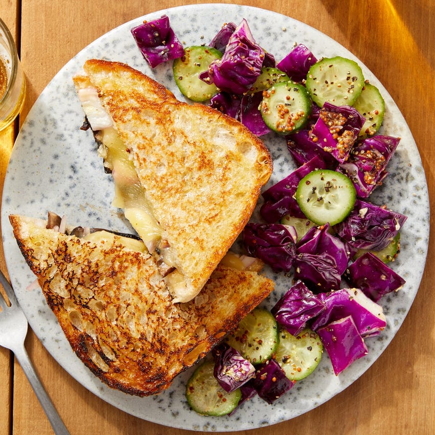 Recipe Smoked Gouda & Monterey Jack Grilled Cheese with Mushrooms & Pickled Shallot Blue Apron