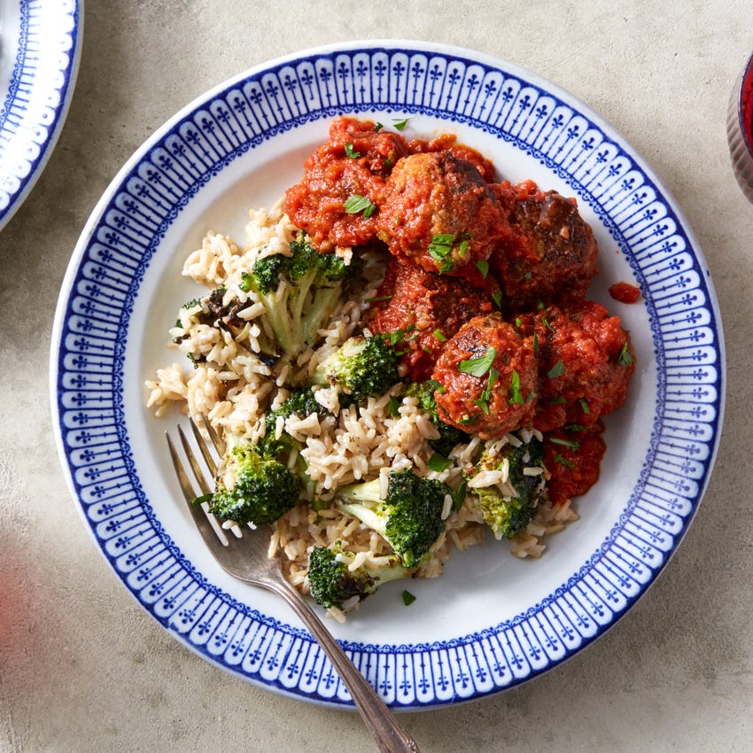 Recipe Meatballs & Tomato Sauce with Creamy Rice & Broccoli Blue Apron