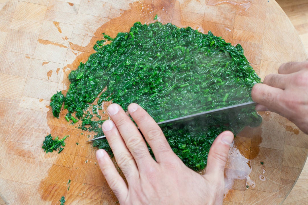 Recipe Palak Paneer with Naan Bread & Kachumber Salad Blue Apron