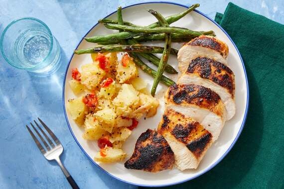 Southern-Spiced Chicken with Potato Salad & Green Beans-image