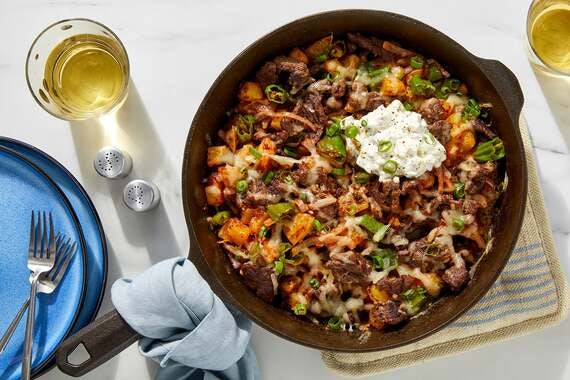 Cheesy Beef & Potato Hash with Peppers, Onion & Jalapeño Sour Cream-image