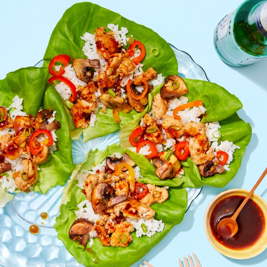 Recipe Chrissy Teigen S Sweet Spicy Chicken Lettuce Cups With Peppers Jasmine Rice Blue Apron