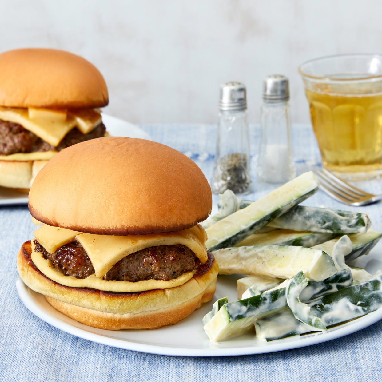 Smoked Gouda Cheeseburgers