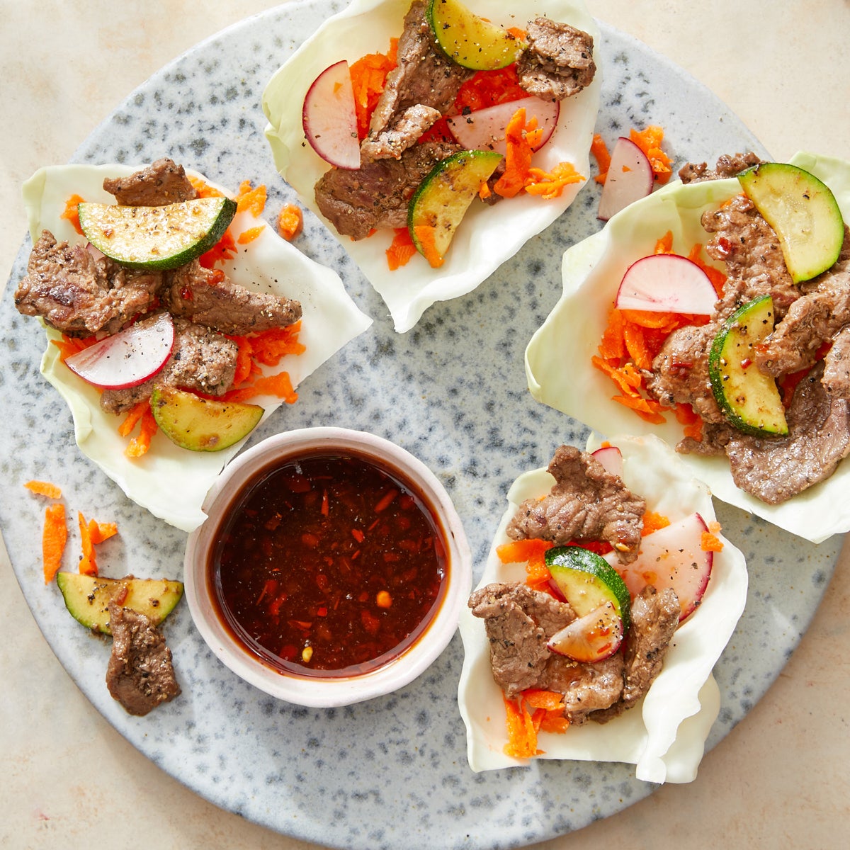 Recipe Beef & Vegetable Cabbage Cups with Sweet & Spicy Soy Sauce Blue Apron