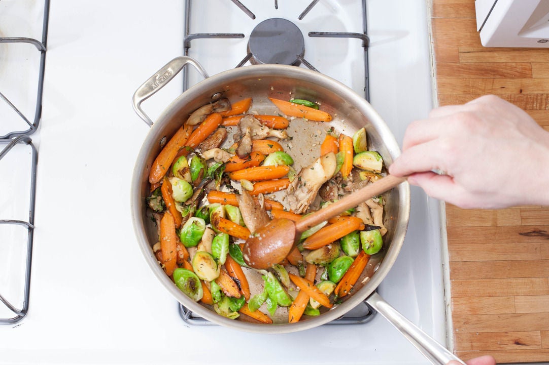 Recipe Braised Carrots, Mushrooms & Brussels Sprouts with Creamy