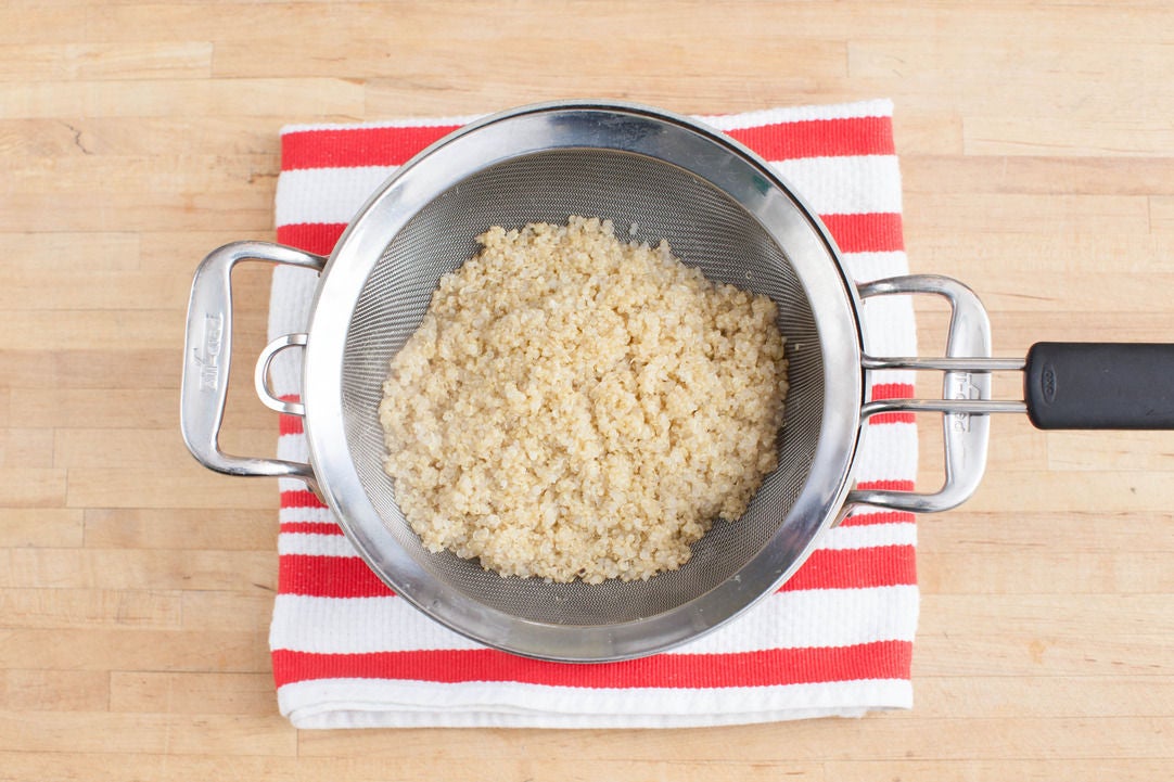 Recipe Shrimp Quinoa "Fried Rice" with Asparagus & English Peas Blue