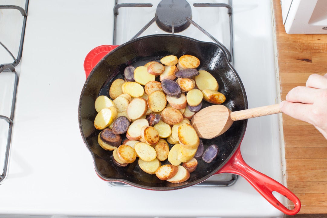 Recipe Fingerling Potato & Kale Hash with Baked Eggs & Aged Cheddar Cheese Blue Apron