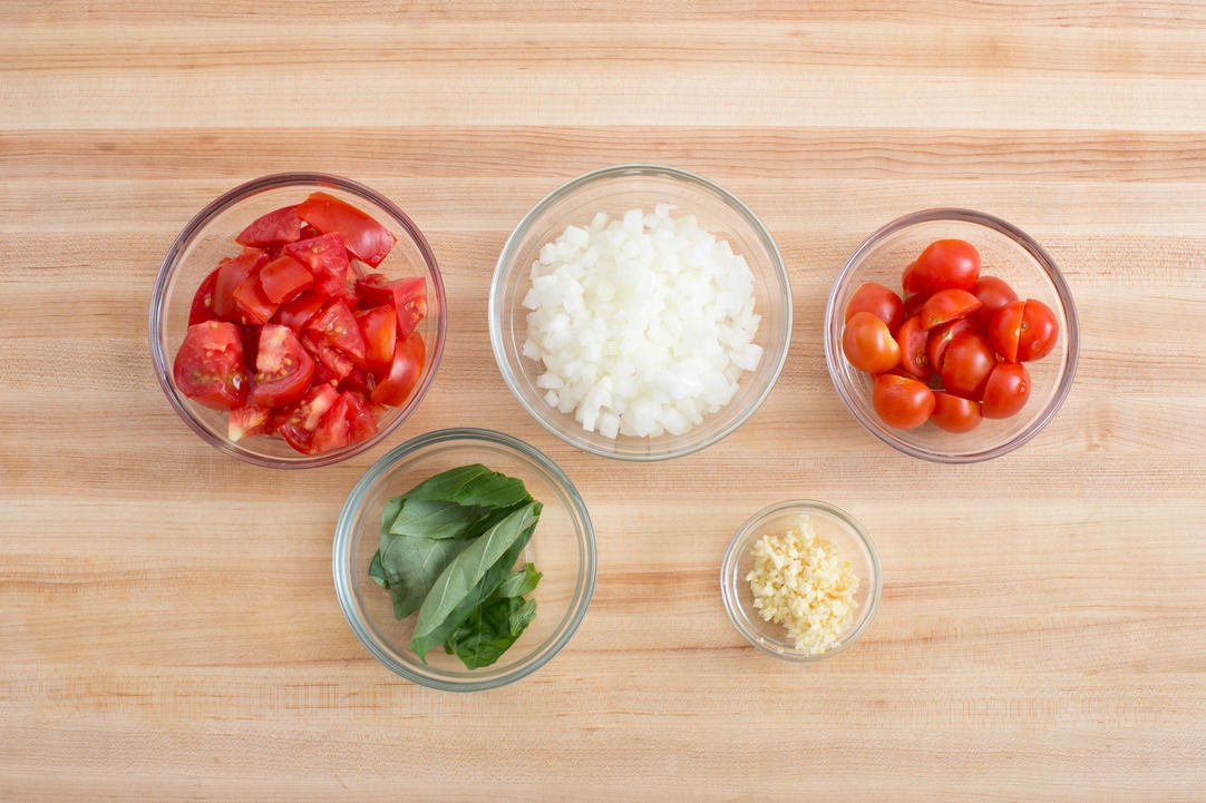 Recipe Turkey Meatballs & Linguine with Fresh Tomato Sauce & Pecorino