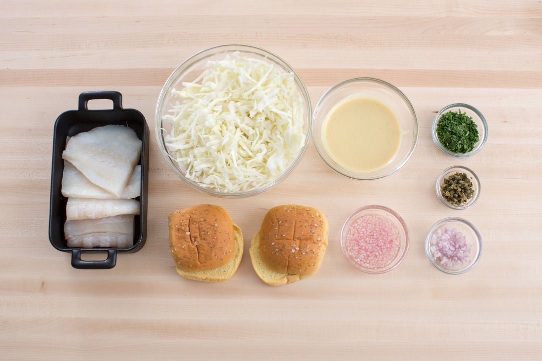 Recipe Crispy Fish Sandwiches with Coleslaw & Homemade Tartar Sauce