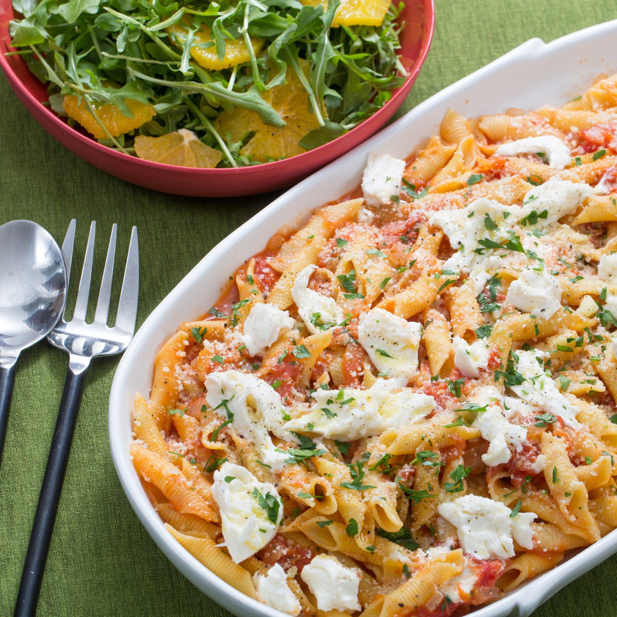 Recipe Garganelli Pasta & Tomato Sauce with Fresh Mozzarella & Arugula